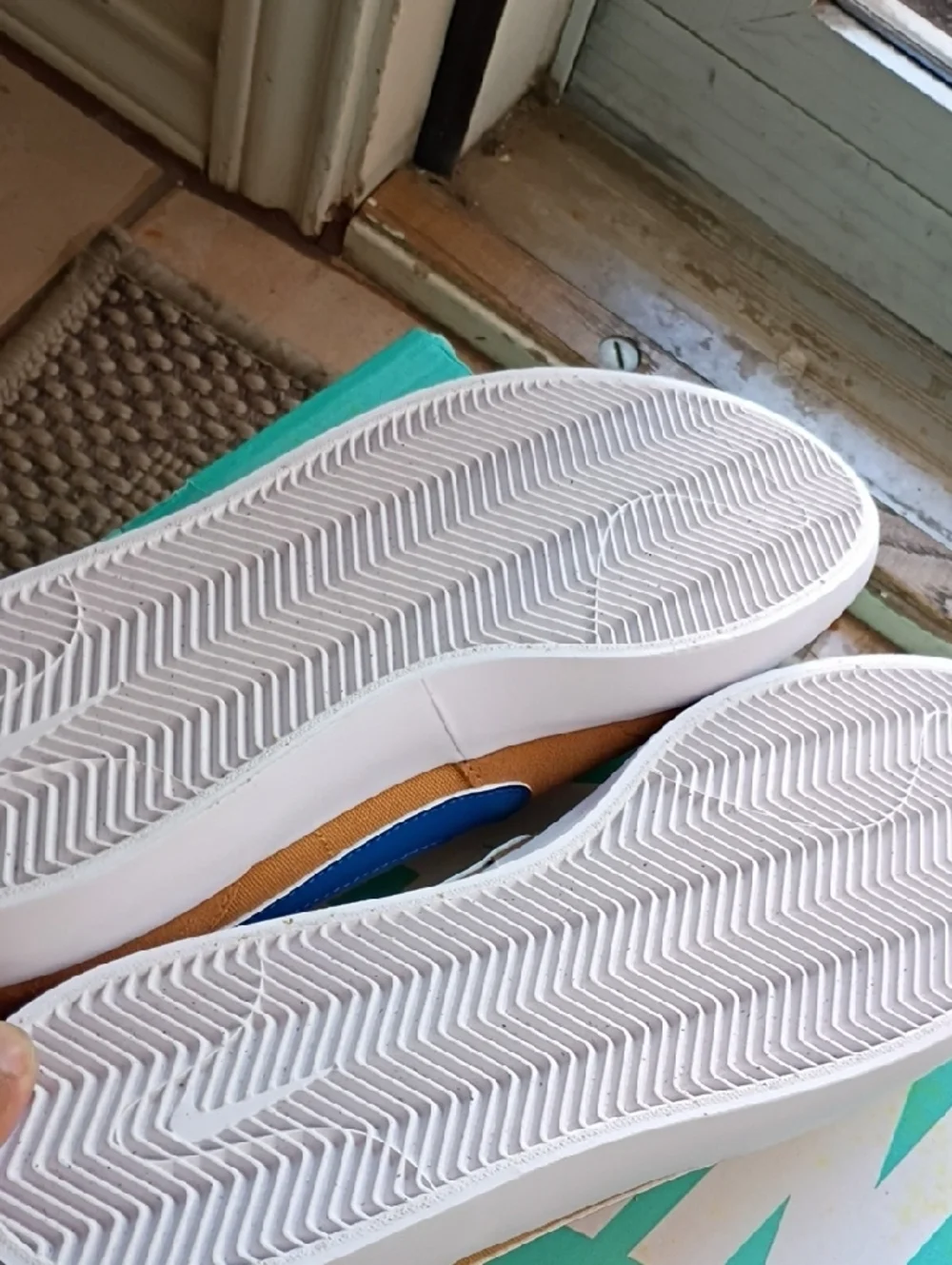 Nike Men’s Sneakers in Tan with Blue Swoosh